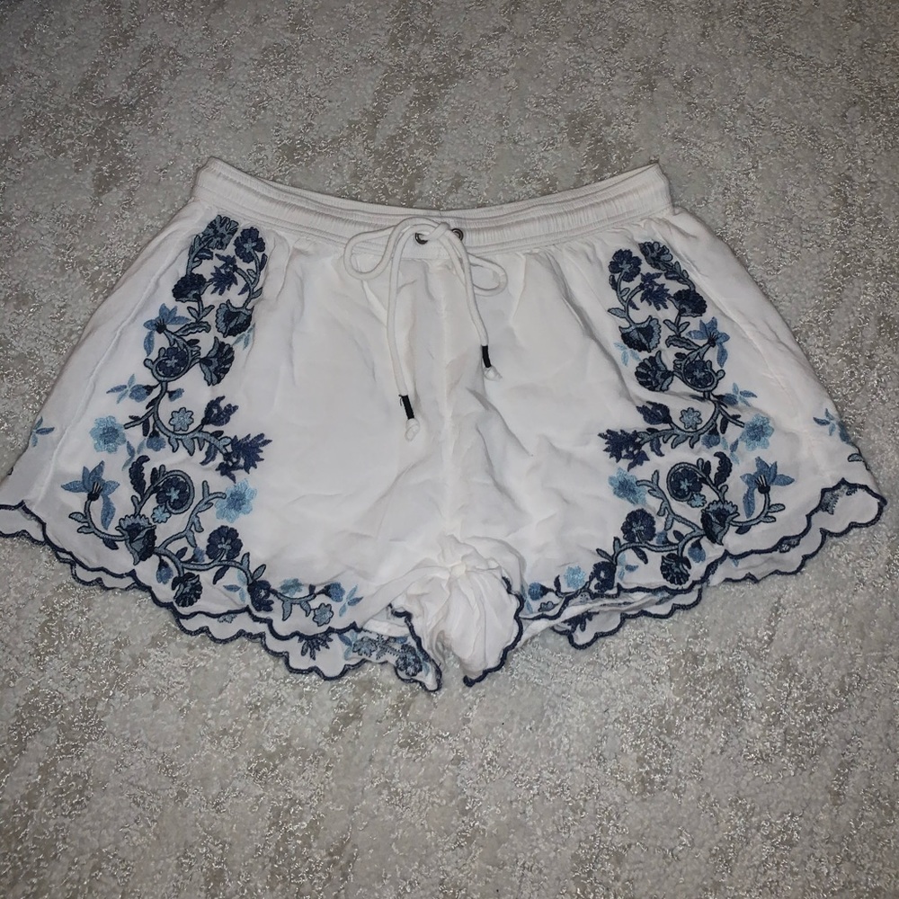 Flowy white shorts